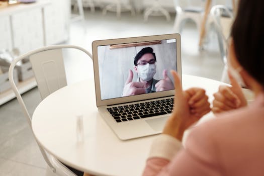 Jak se české politické strany přizpůsobují digitální éře